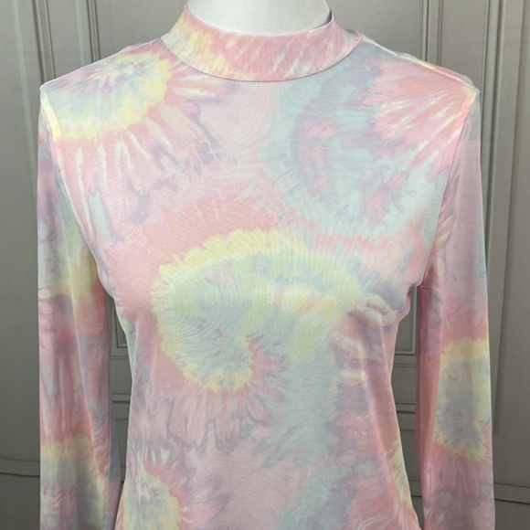 Sheer pastel tie dye top 🖤 - Picture 3 of 10